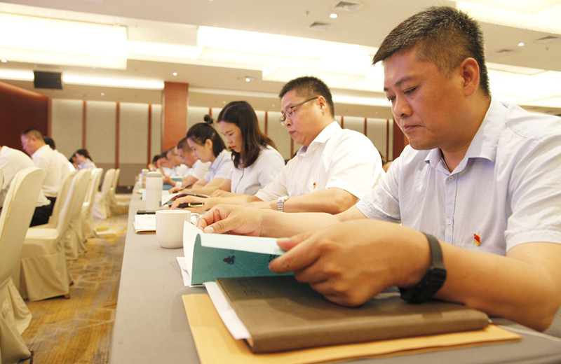 石家庄天游国际集团召开上半年岁情聚会_天游国际-官网